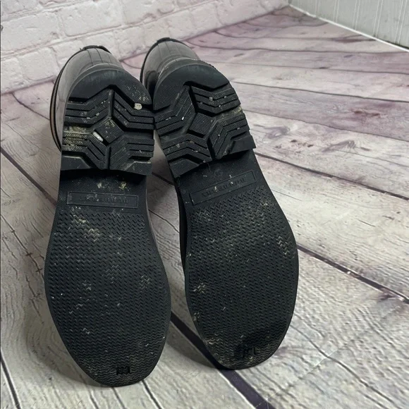 Burberry Crosshill Tall Rain Boots – House Check Plaid - Picture 12 of 16